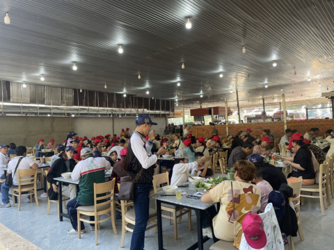 Mở rộng sảnh đón tiếp khách hàng