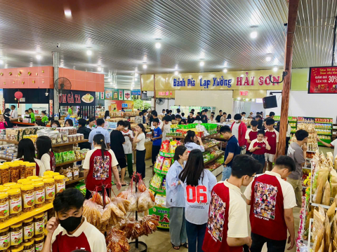 Không Gian Của Trạm Dừng Chân Cảnh Thảo Nguyên