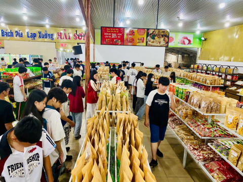 Không Gian Của Trạm Dừng Chân Cảnh Thảo Nguyên