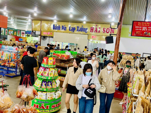 Không Gian Của Trạm Dừng Chân Cảnh Thảo Nguyên