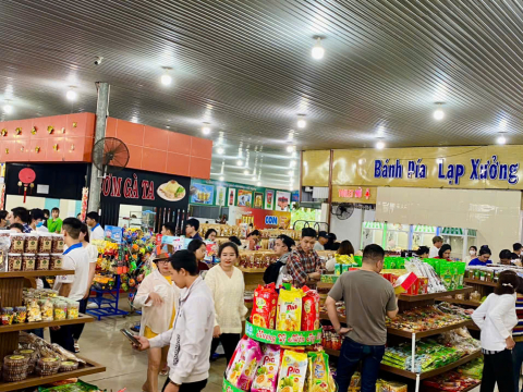 Không Gian Của Trạm Dừng Chân Cảnh Thảo Nguyên