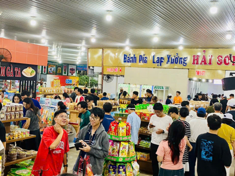 Không Gian Của Trạm Dừng Chân Cảnh Thảo Nguyên