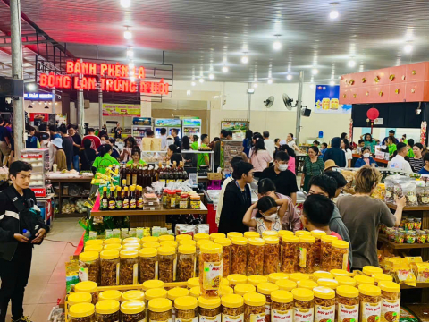 Không Gian Của Trạm Dừng Chân Cảnh Thảo Nguyên