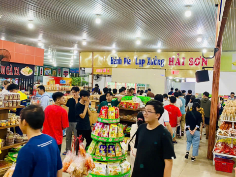 Không Gian Của Trạm Dừng Chân Cảnh Thảo Nguyên