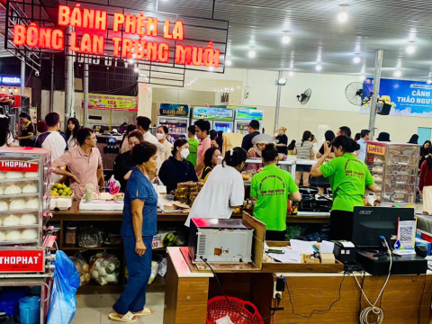 Không Gian Của Trạm Dừng Chân Cảnh Thảo Nguyên