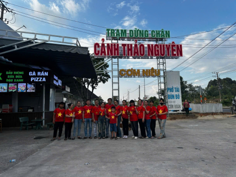 Khách hàng yêu Việt Nam - Cảnh Thảo Nguyên yêu khách hàng