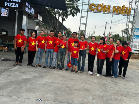 Khách hàng yêu Việt Nam - Cảnh Thảo Nguyên yêu khách hàng